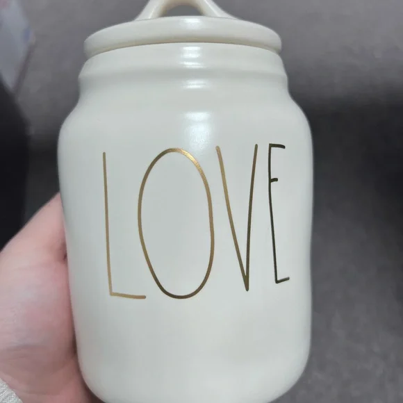 Rae dunn - Picture 1 of 1